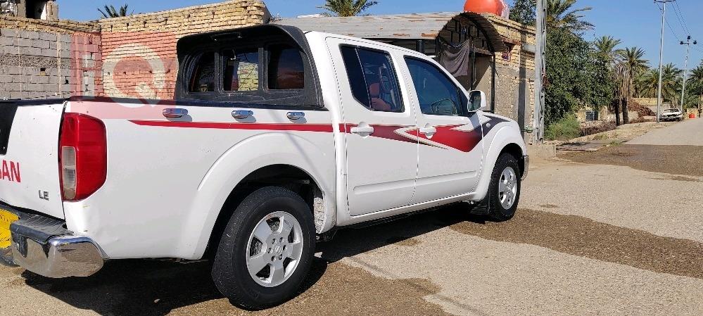 نيسان نافارا